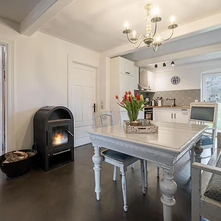 아파트 Am Muehlendamm - Meerblick, Sauna Und Ofen Steinbergkirche